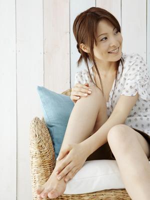 自然な二重まぶたを手に入れる!美容整形の最新施術とクリニック選びガイド